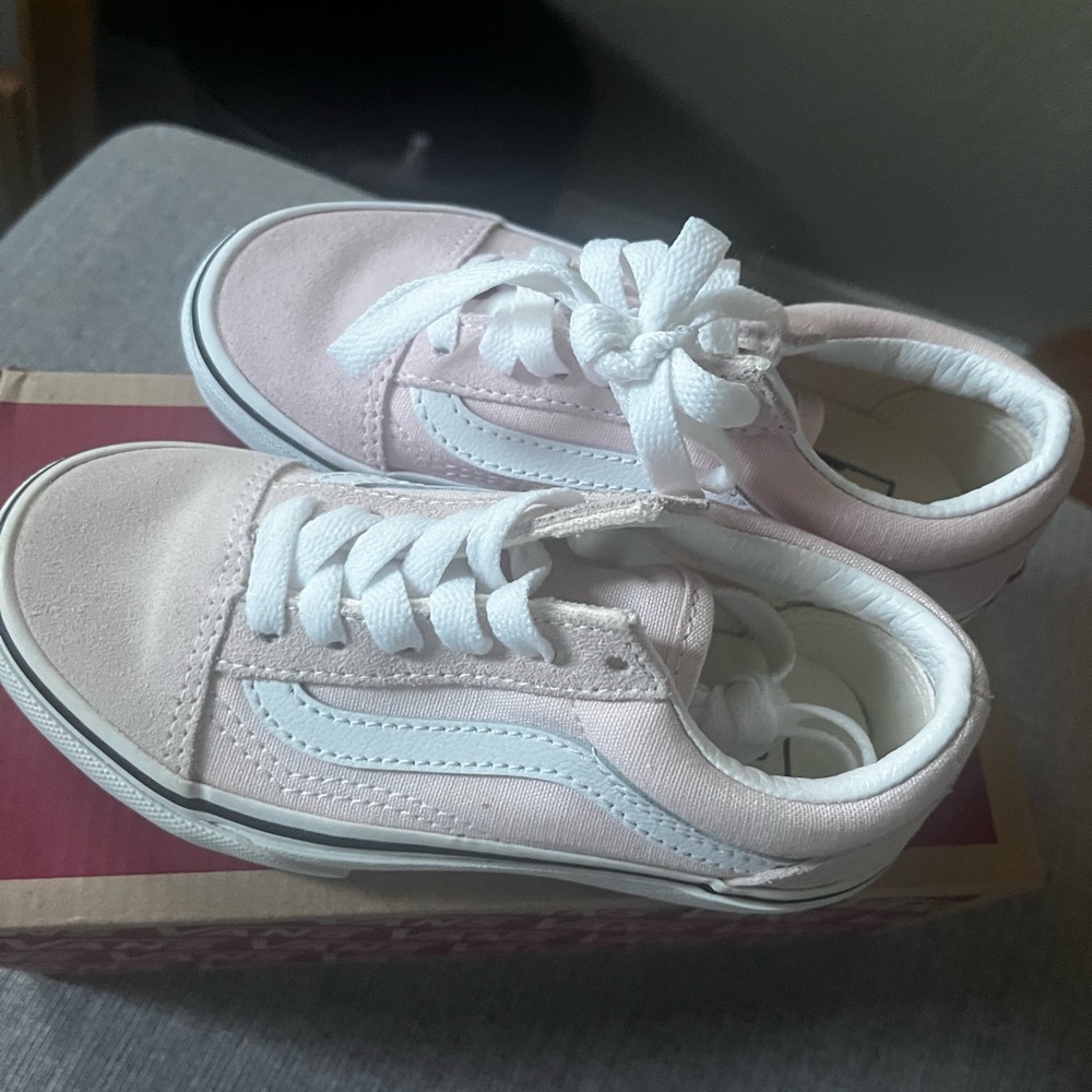 Vans Kids Sneakers in Pink and White
